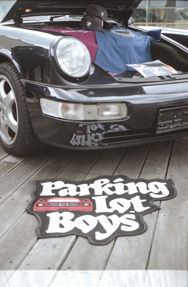 4 The Mag Con, OD Máj, Parking Lot Boys